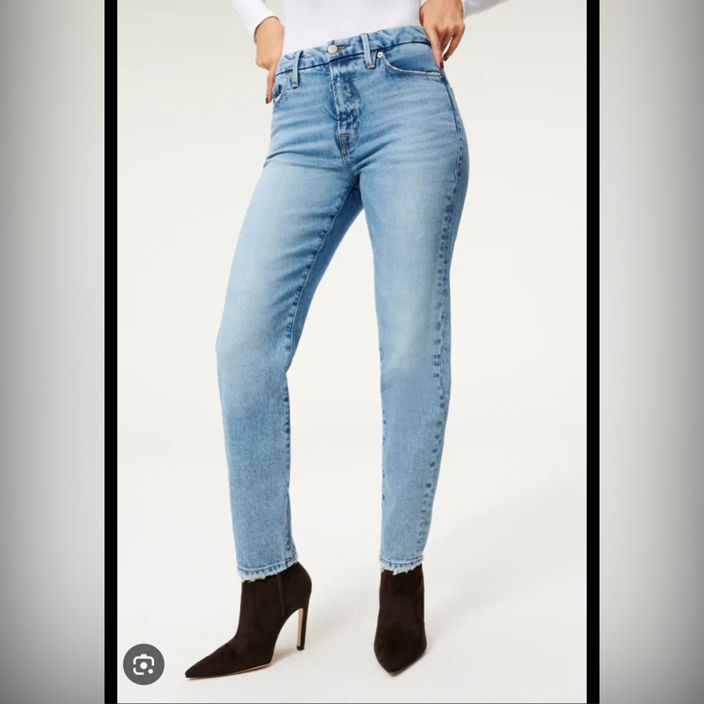 Good American Light Blue Straight Leg Jeans